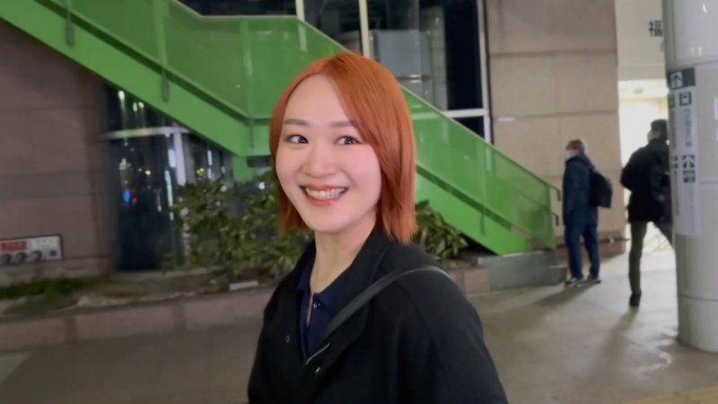 跟女大學生去聖誕旅行順便偷拍做愛並內射了