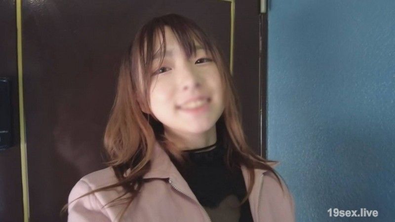 超可愛！小惡魔系・甜虐大學生（21）被罵就會勃起的中年M男插入淫穴大量中出『舞』